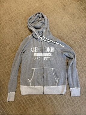 Abercrombie & Fitch Light Gray Zip-Up Hoodie
